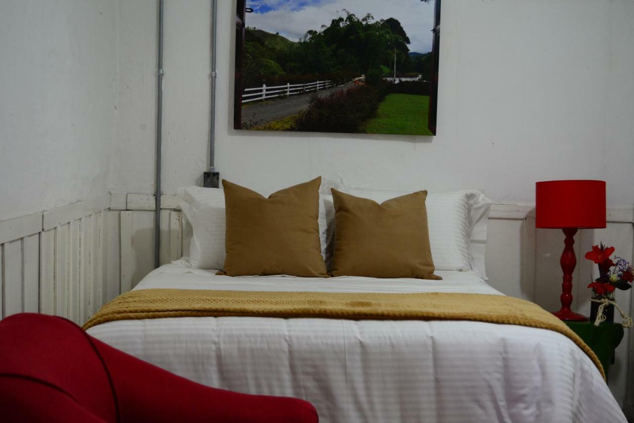 Ecohotel Pinohermoso Reserva Natural Саленто Екстериор снимка